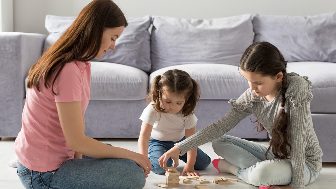 A Day in the Life of a Dubai Nanny: The Unsung Heroes of Family Life