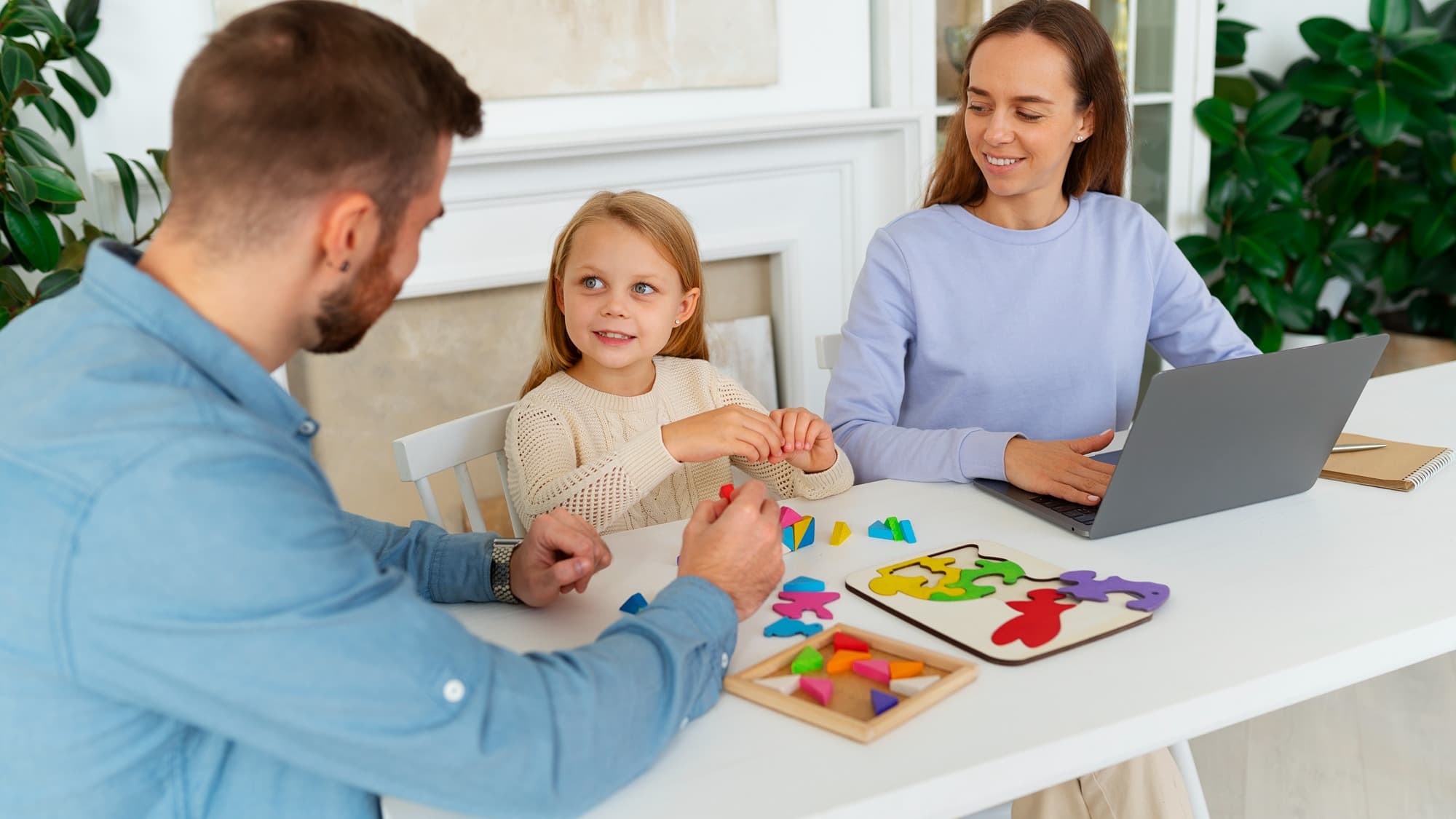 Guide to Finding the Perfect Nanny Agency in Dubai