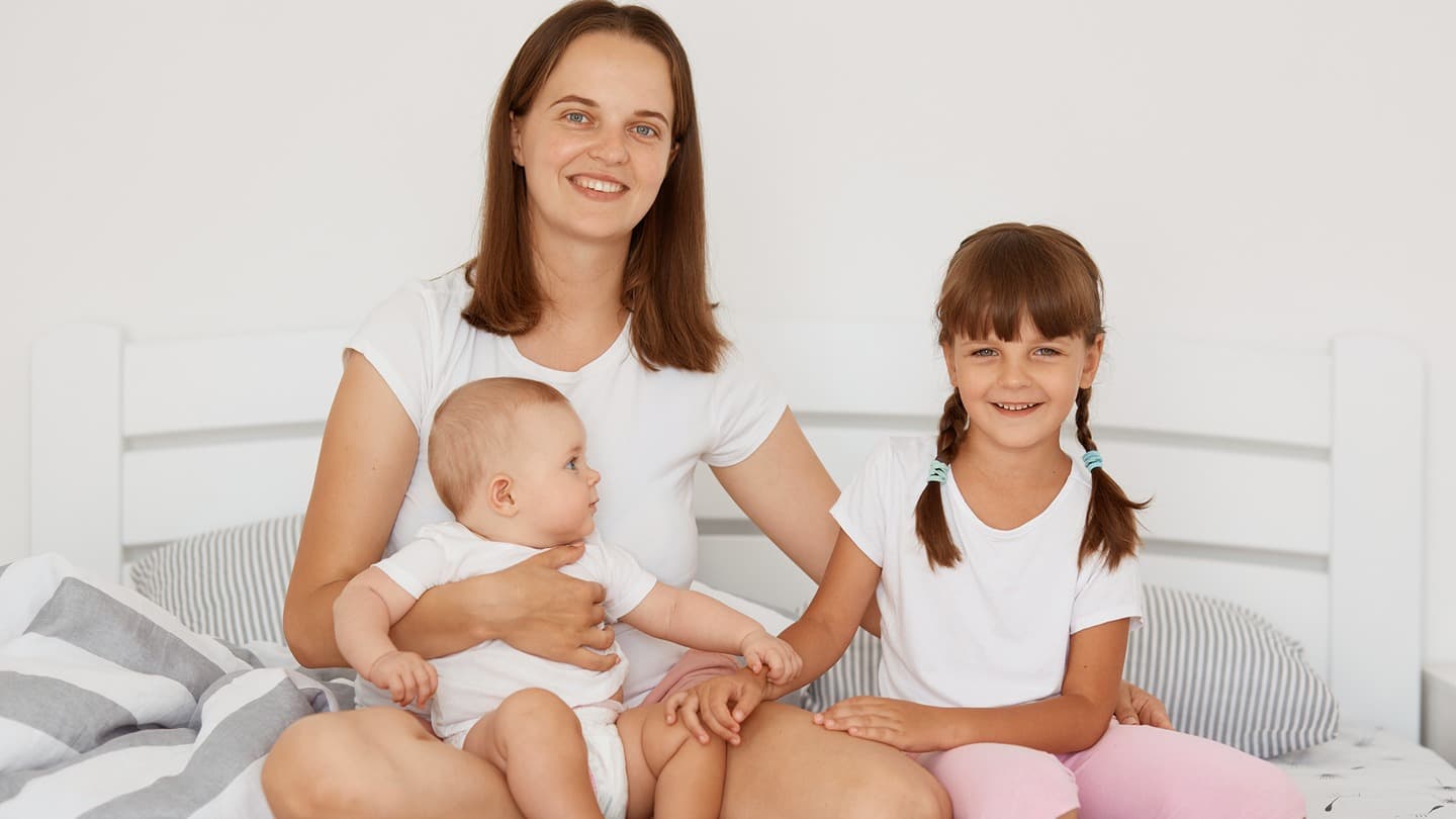 Introducing the Concept of a Sibling to Your Older Child