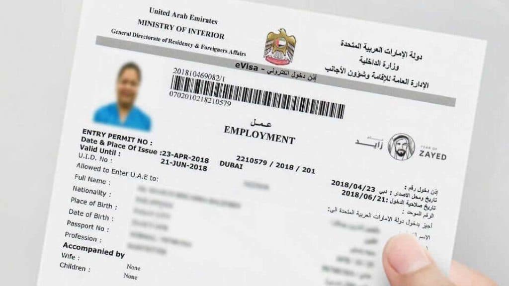 Should Your Nanny in Dubai Be on Her Own Visa in the UAE?